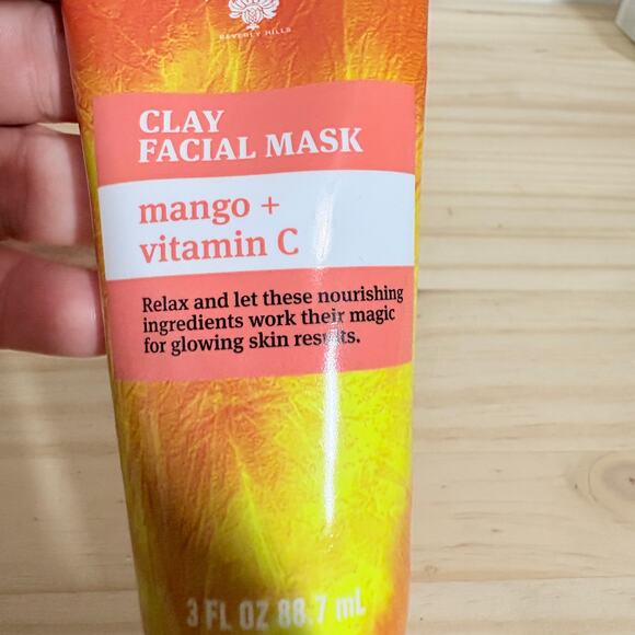 Bolero Clay Facial Mask Mango + Vitamin C 3 fl Oz Relax Nourishing Skin - Picture 2 of 5